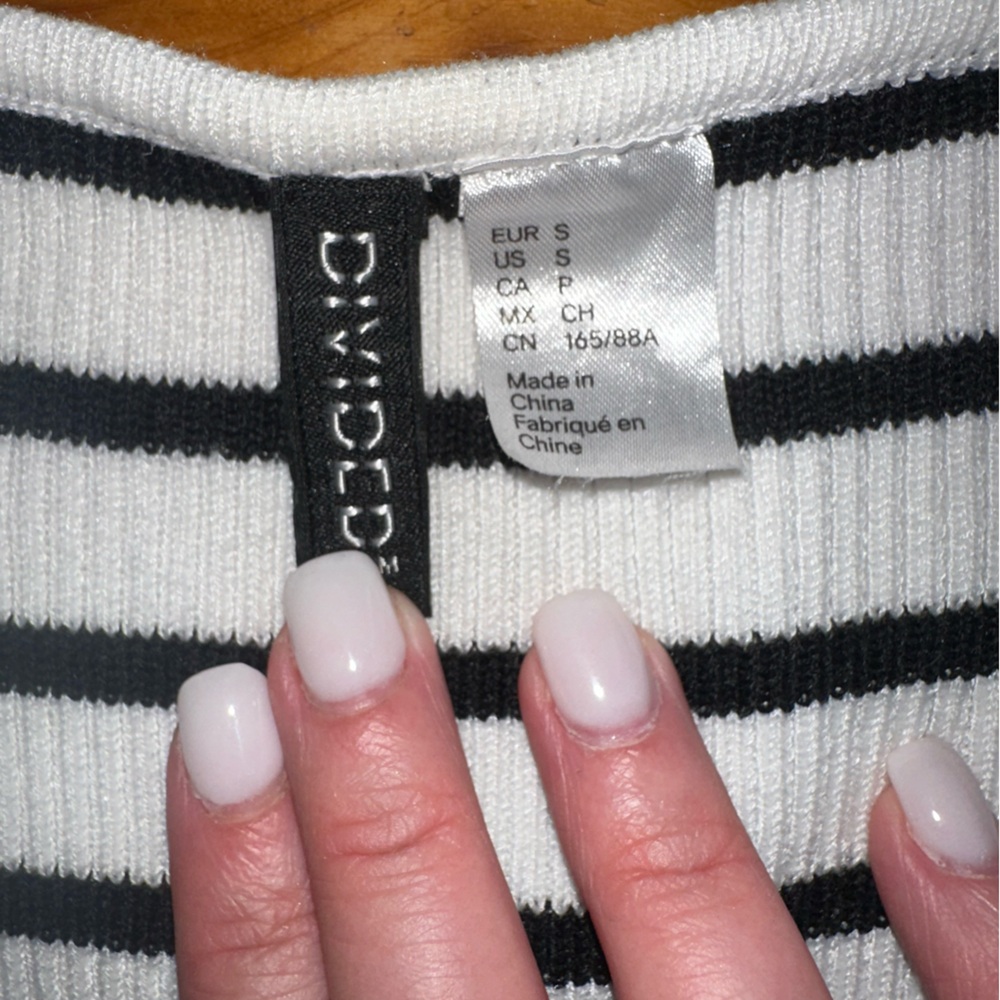 H&M Divided Black & White Striped Long Sleeve Bodycon Dress Sz Small - Picture 6 of 7